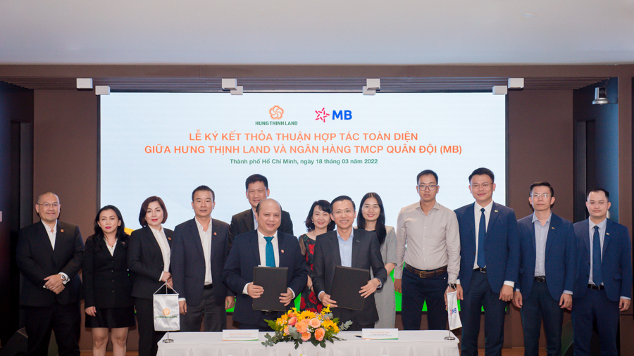 HUNG THINH LAND SIGNS A COMPREHENSIVE STRATEGIC COOPERATION AGREEMENT WITH MILITARY COMMERCIAL JOINT STOCK BANK