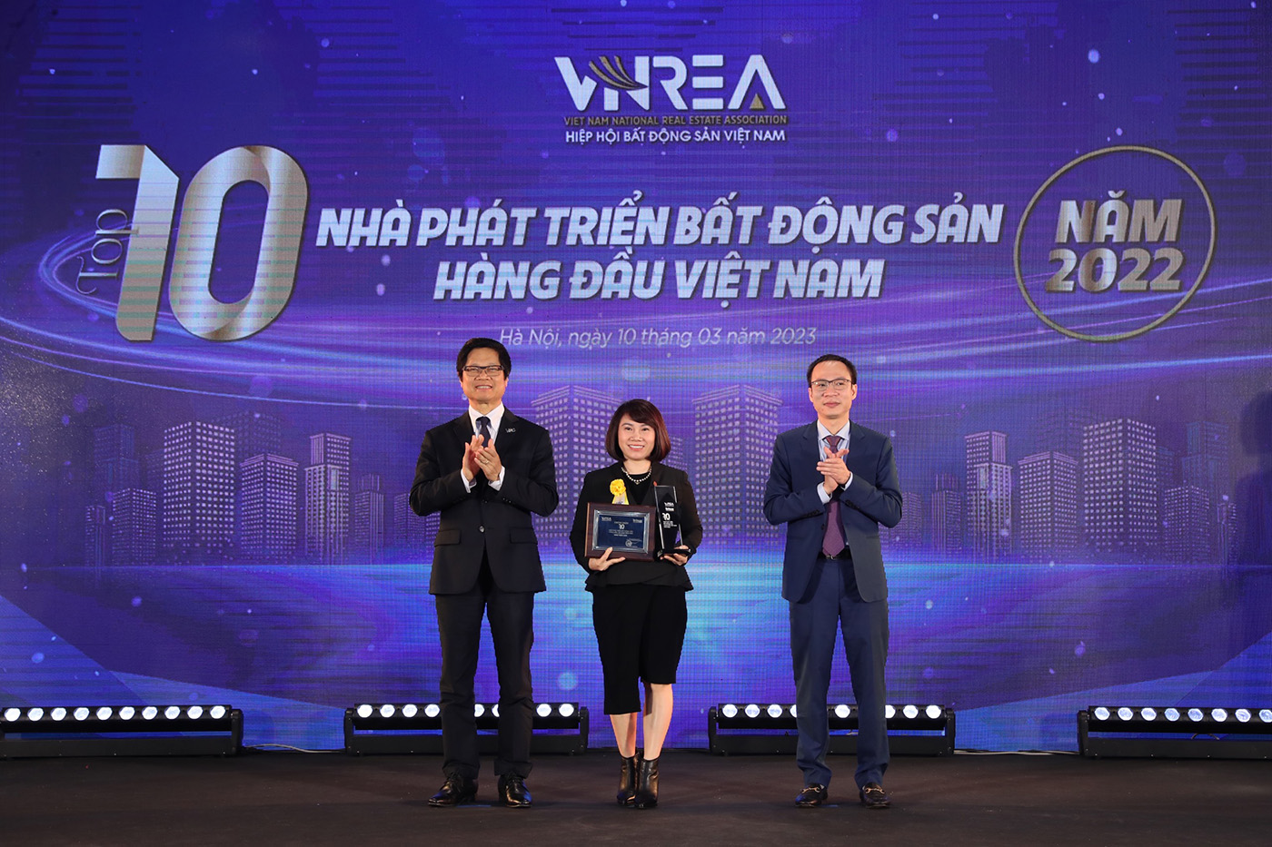 Hưng Thịnh Land đạt 3 giải thưởng tại lễ vinh danh các thương hiệu bất động sản dẫn đầu năm 2022-2023