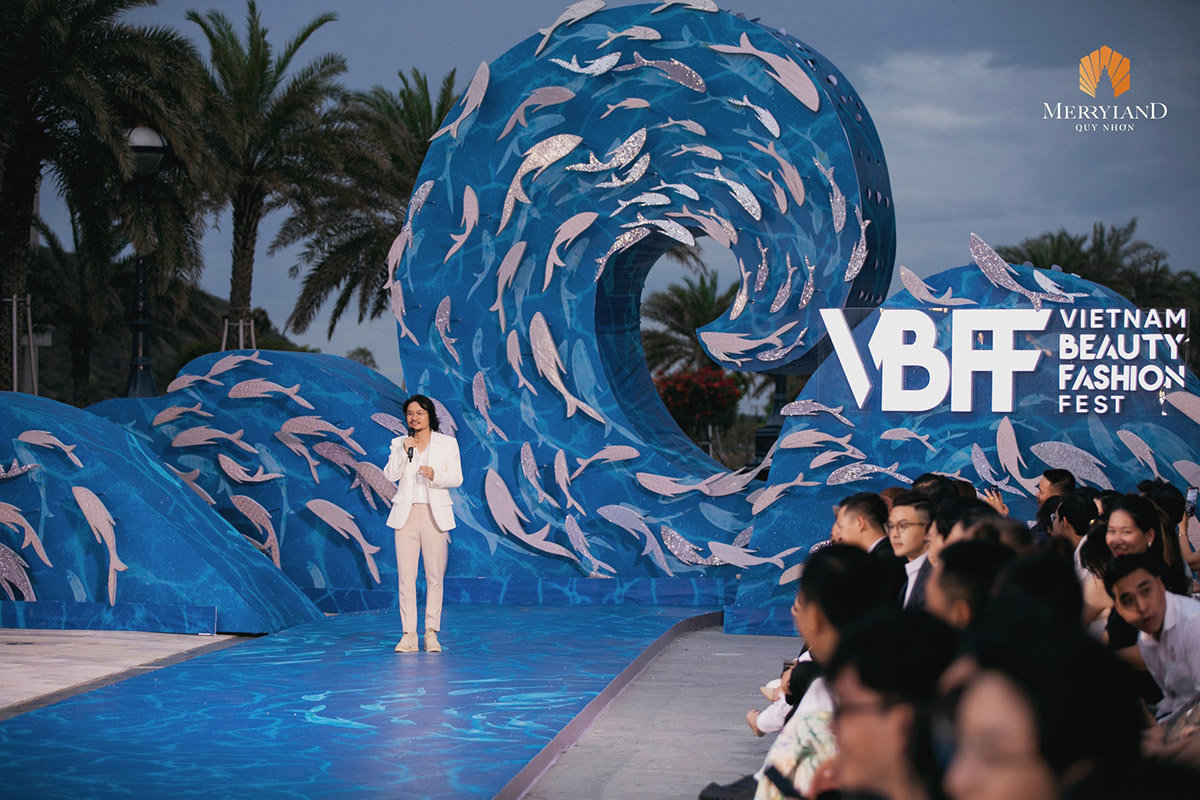 Bứt phá giới hạn, miền kỳ quan Merryland Quy Nhơn tỏa sáng lộng lẫy cùng Vietnam Beauty Fashion Fest Season 4